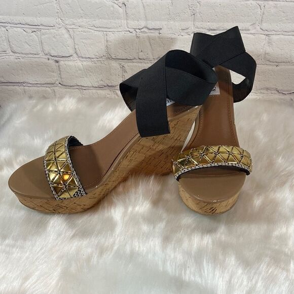 Steve Madden ROPERR-G Platform Wedges - Picture 2 of 7